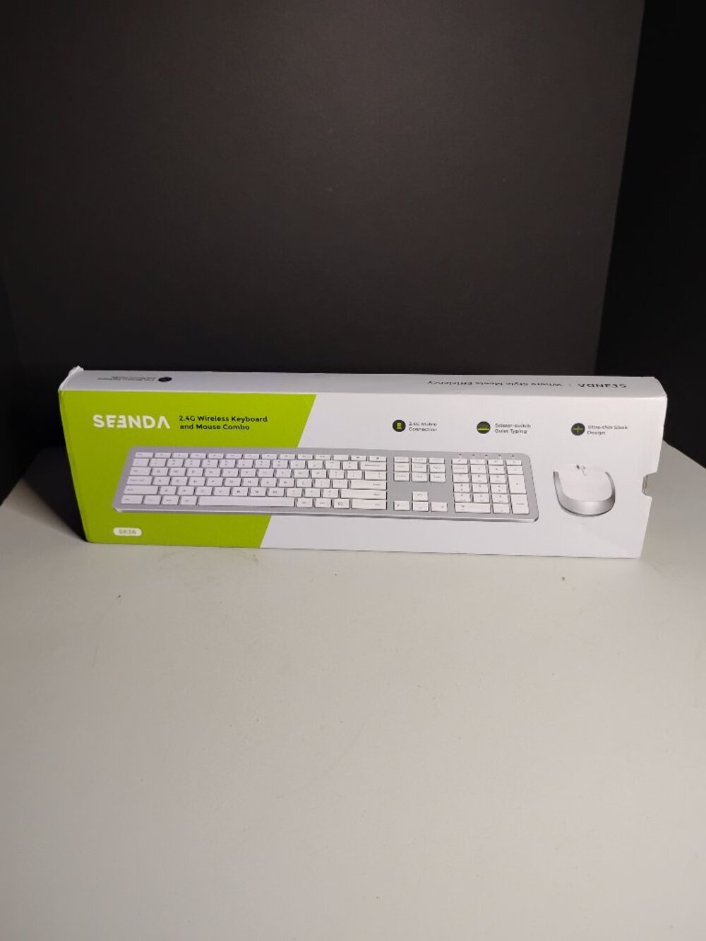 seenda Rechargeable Wireless Keyboard and Mouse Combo Silver and White